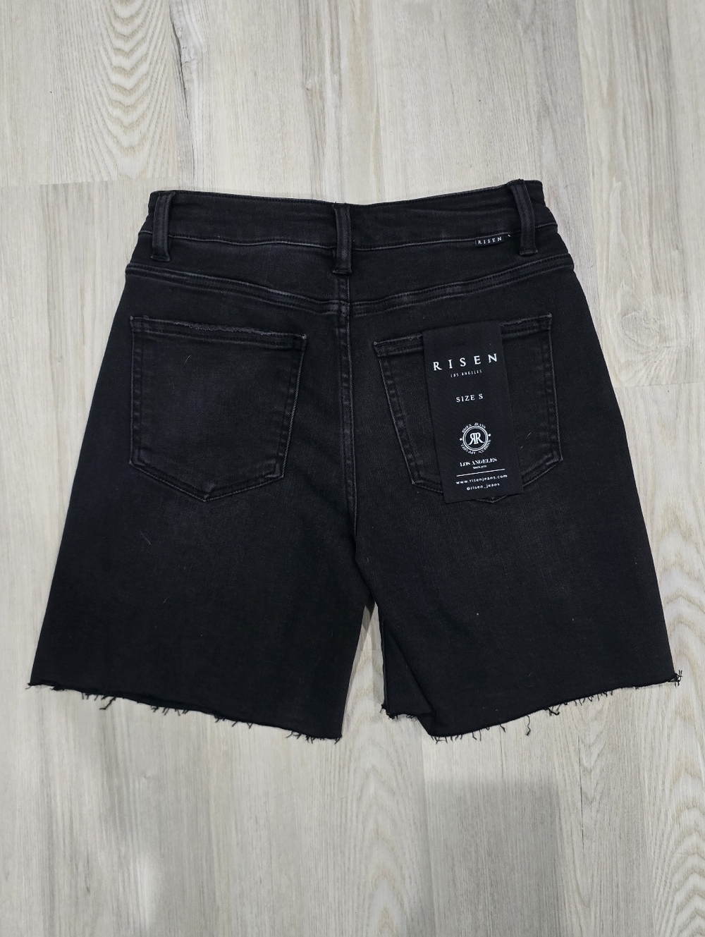 Risen Black Mid Length Raw Hem Shorts New Size S - Picture 5 of 8